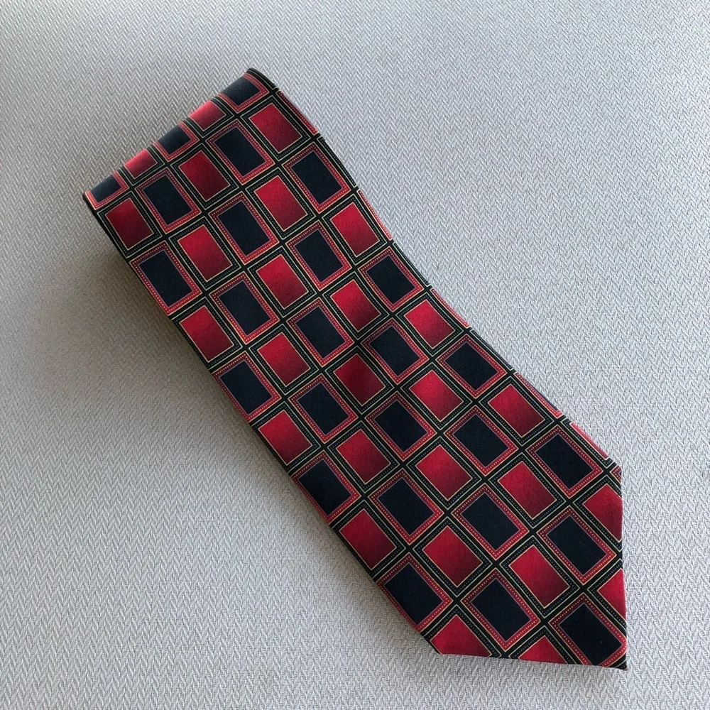 Mosaic Neckwear Hand Made 💯 % Silk Red Black Gold Geometry Design Tie